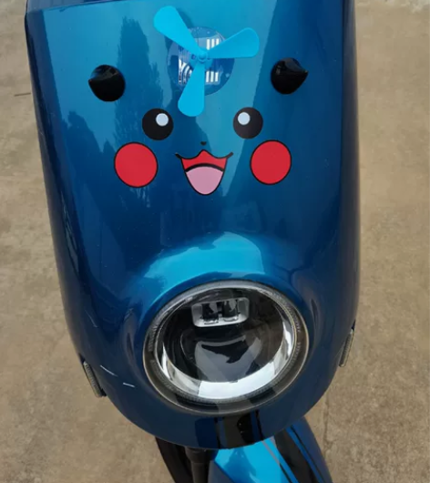 哈啰电镀蔚蓝.棒途E13智能电动车 安全行...