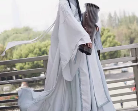 出蓝忘机，悠窝窝家的衣服，有假发和头饰 衣...