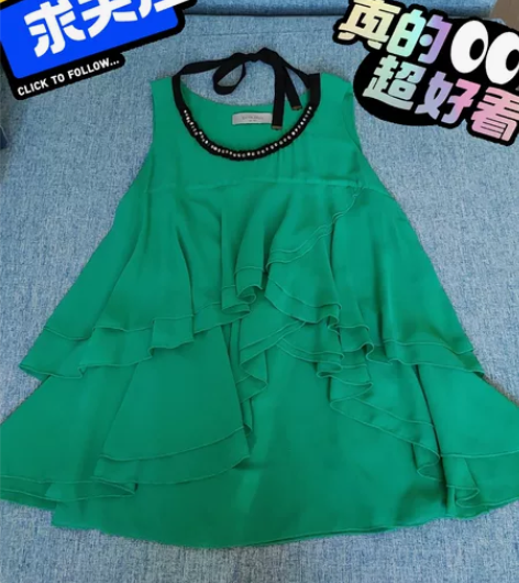 裙摆式吊带背心，垂感好，L码全新。胸围约8...