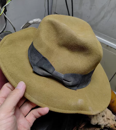 纯羊毛礼帽,做工精细漂亮,尺寸成色如图,喜...