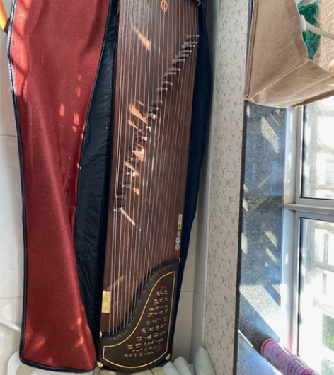 金韵风雅颂古筝，金韵琴行，无破损，学了估计...