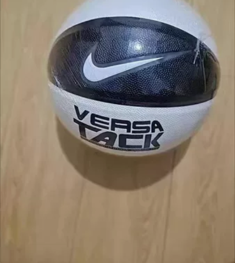 篮球闲置七号篮球 自家姐姐送给孩子的 全新...
