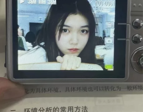 索尼同款全新K09学生CCD数码相机高清复...