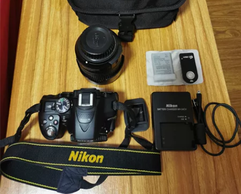 尼康(Nikon)单反相机入门级D5300...