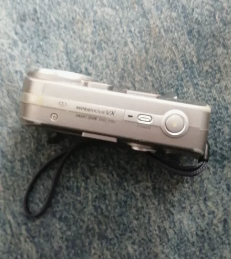 索尼P92,外观完整不错,功能基本正常,开...