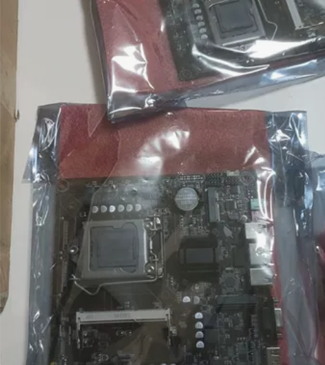 H81一体机电脑主板 全新还有8片多余打包出