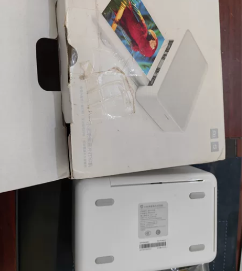 小米相机打印机，成色很新保守95新，充电器...