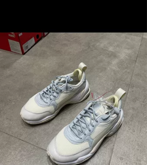 puma彪马刘雯联名款，买回来只穿了4次，...