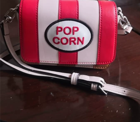 不莱玫迷你斜挎包 双色可换，随意搭配，全新...