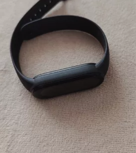 小米手环6标准版，不支持 nfc，可以当面...