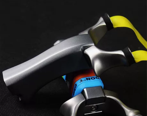 弓途体育2020新款高背鸡王飞虎弹弓扁皮1...