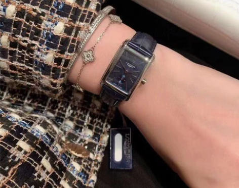 全新手表女表 各种大牌手表男表女表，有喜欢...