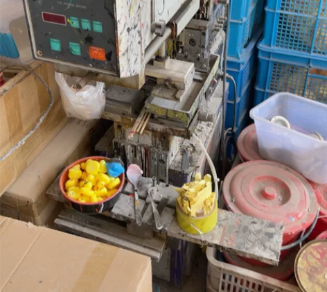 三鑫双色移印机，大机器，我这都是小货，用这...