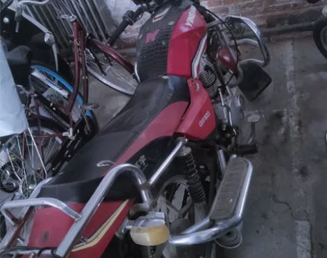 银钢125摩托，非常耐用，买车了，闲置，用...