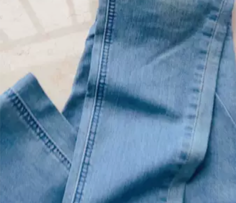 浅蓝色牛仔背带长裤女修身小脚裤 s码实体店...