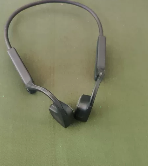 兰士顿骨传导耳机,几乎全新! 感兴趣的话点...