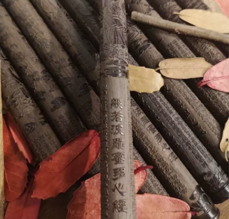 亏本！买黑檀木香筒送高级熏香！ 香筒是黑檀...