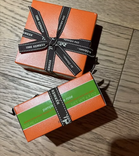 爱马仕古龙系列身体乳 铁罐全新没开封。 配...
