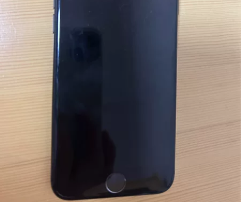 iPhone 8美版有锁64G，运营商T版...