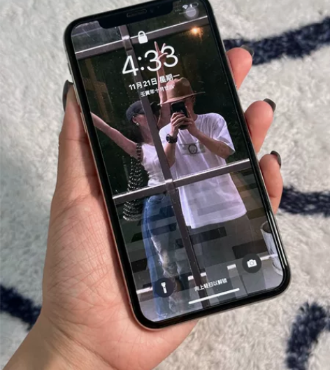 iPhone X 美版256g（女生自用）...