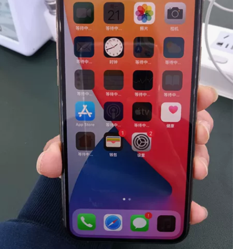 苹果11pro 64g  电池85  成色...