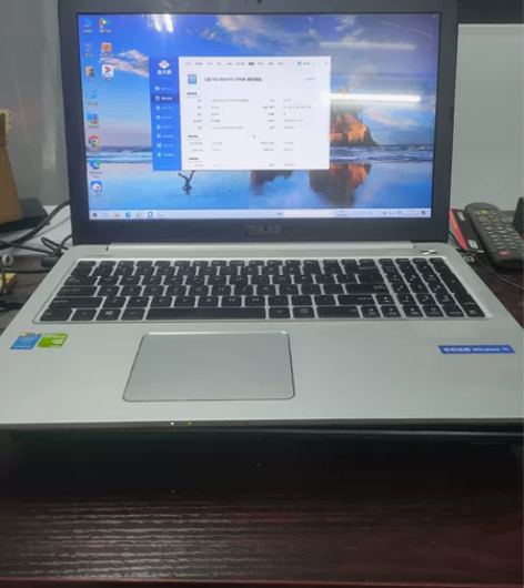 卖一台表弟自用的华硕i5笔记本电脑，超薄独...