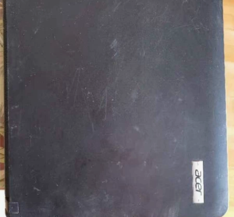 宏基笔记本电脑,型号P243-SMB,主板...