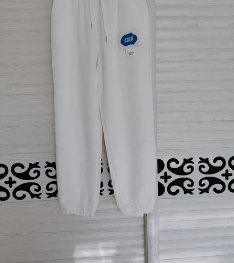 全新美丽衣橱旗下依尚街区系列裤子 中厚吧 ...