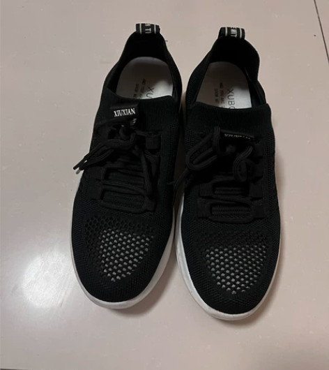 休闲网面女款运动鞋,38码,透气舒适,因家...