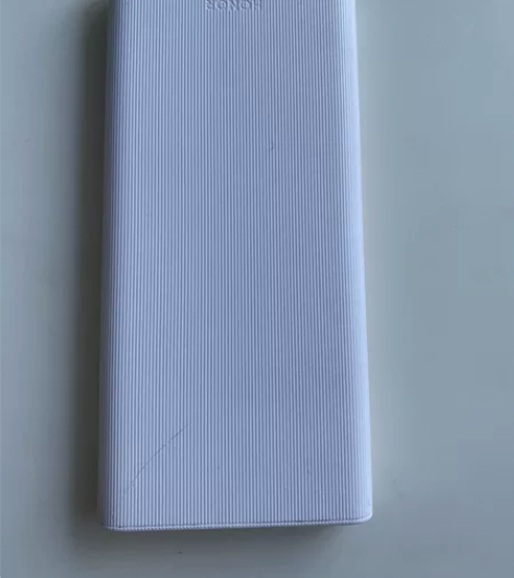 华为荣耀充电宝，10000mAh 感兴趣的...