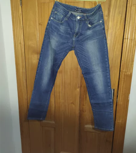 森马牛仔裤，尺码31，样式经典 感兴趣的话...