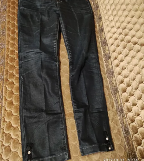 蓝色牛仔裤，适合身高140-160，可穿至...