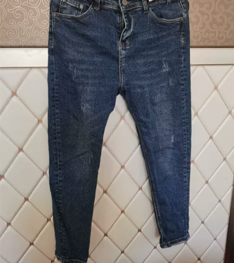 清衣柜，深蓝牛仔裤，120斤以内可以穿 感...