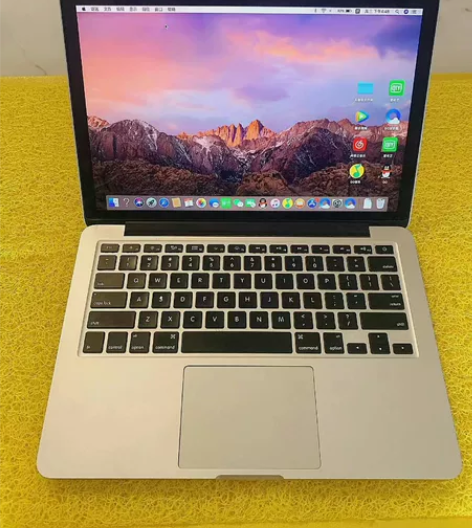 出自用MacBook Pro笔记本电脑。1...