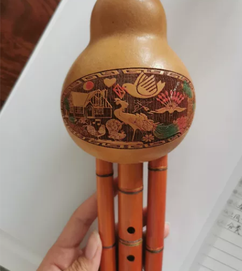 云南民乐葫芦丝降B调 旅游时候买的 不会吹...
