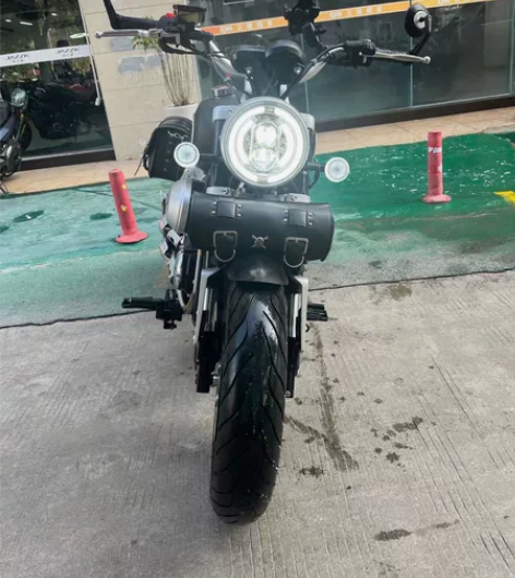 爵士捷刚刚过磨合期一千多公里的复古太子车，...