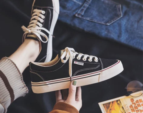 ins街拍潮鞋帆布鞋女2021年新款爆款春...