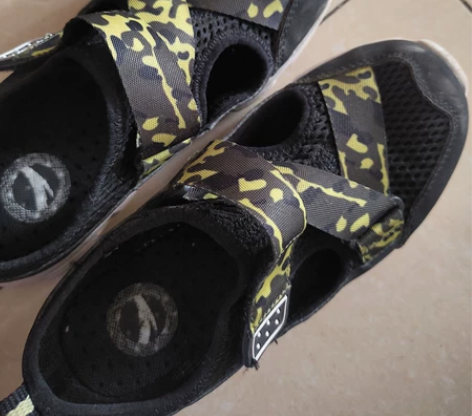 安踏男童夏款鞋，32号，无破损，8成新，特...