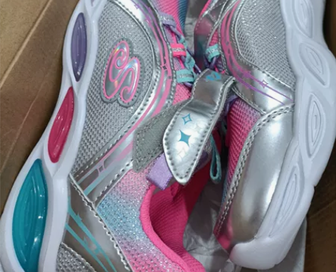 新款Skechers女童彩色闪灯鞋开关魔术...
