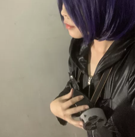 【出/换】现货东京喰种食尸鬼雾岛董香同人c...