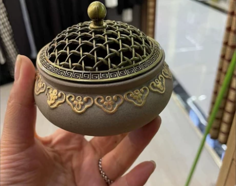 陶砂描金炉盘香炉香薰炉 全新的,非常漂亮的...