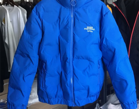 马克华菲男士羽绒服 90绒，133克，米奇...