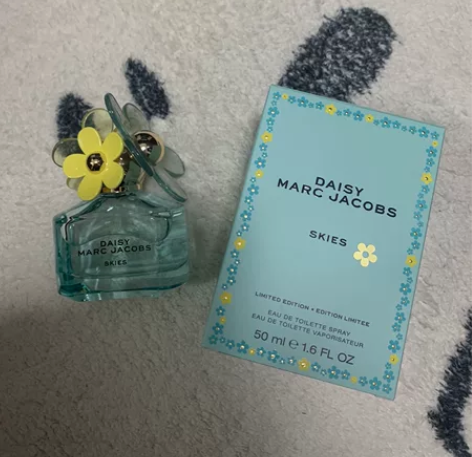 莫杰雏菊香水 天空雏菊，50毫升，购买于天...