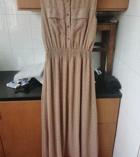 韩都衣舍长裙，肩宽36，胸围88，裙长13...