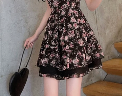 THETURE【走si温柔 】碎花吊带裙女...