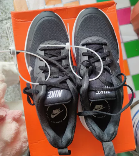 转让耐克NIKE 女子 休闲鞋 缓震 透气...