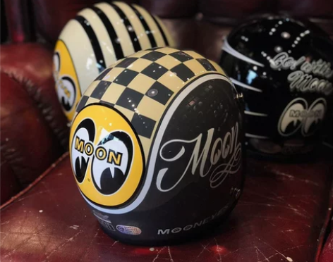 台湾Mooneyes大眼睛摩托头盔 白色复...