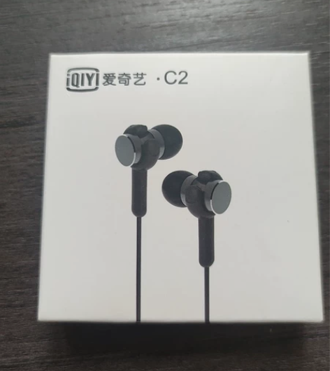 全新未拆封爱奇艺c2耳机 感兴趣的话点“我...