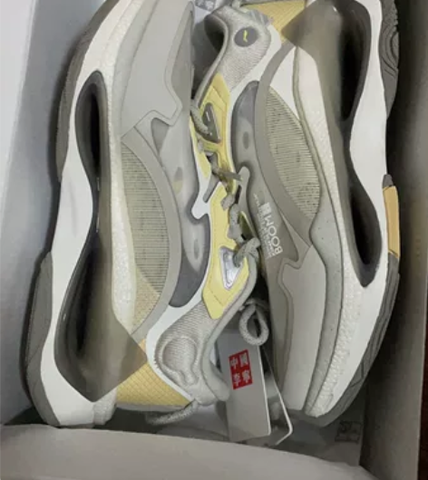 全新中国李宁女鞋 家里鞋太多穿不过来 一直...