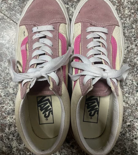 vans 感兴趣的话点“我想要”和我私聊吧～